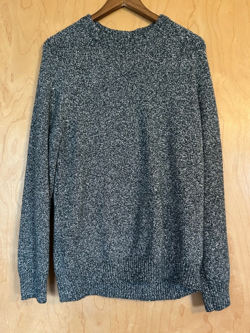 H&M Woman’s  Speckled Olive Green Crewneck Sweater